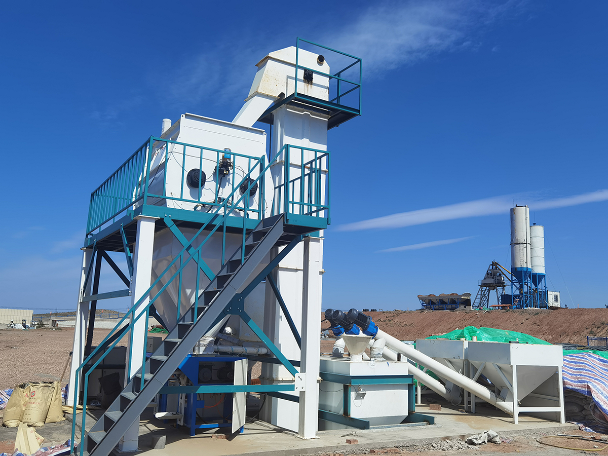 Pic. 1 Production Equipment of Dry-power Mixtures